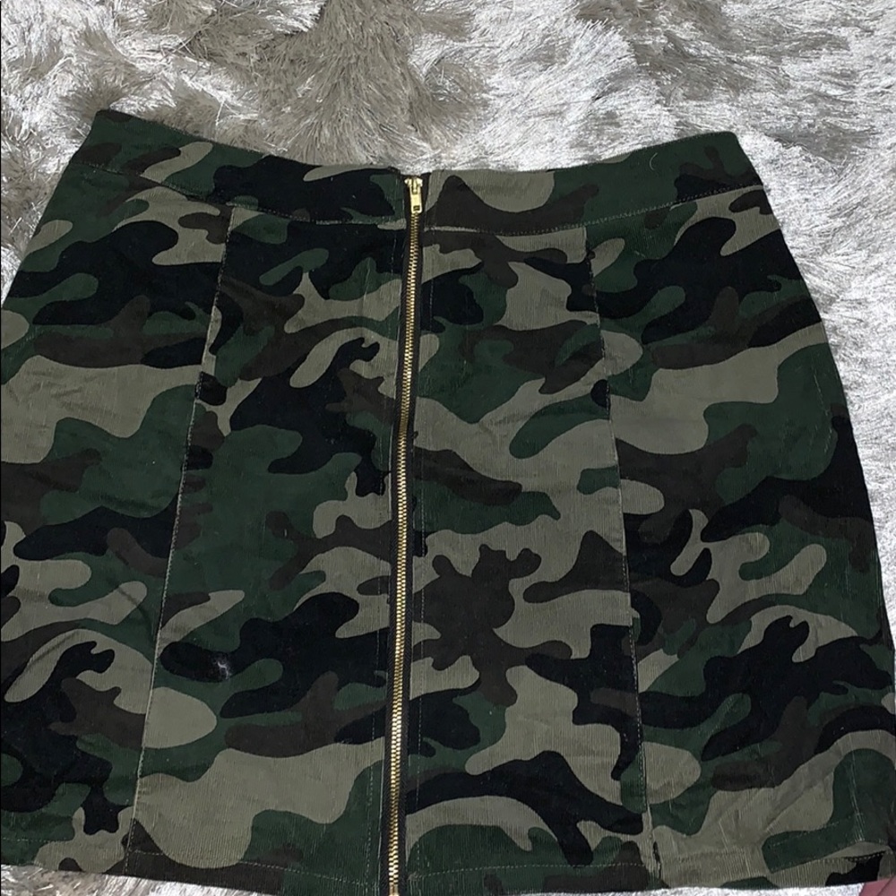 Army skirt